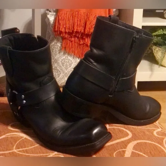 DINGO Leather Motorcycle Boots